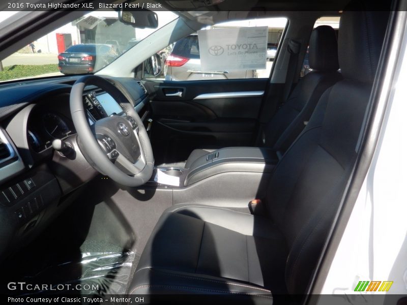 Blizzard Pearl / Black 2016 Toyota Highlander XLE