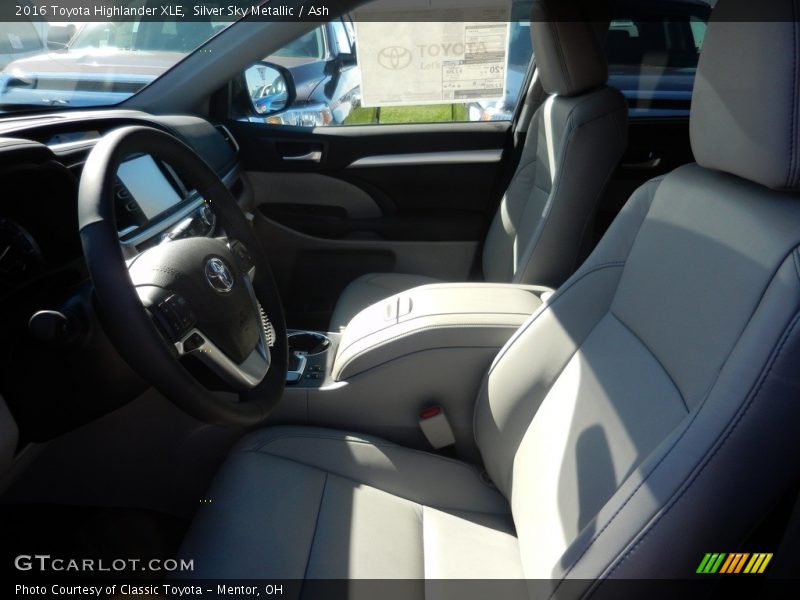 Silver Sky Metallic / Ash 2016 Toyota Highlander XLE
