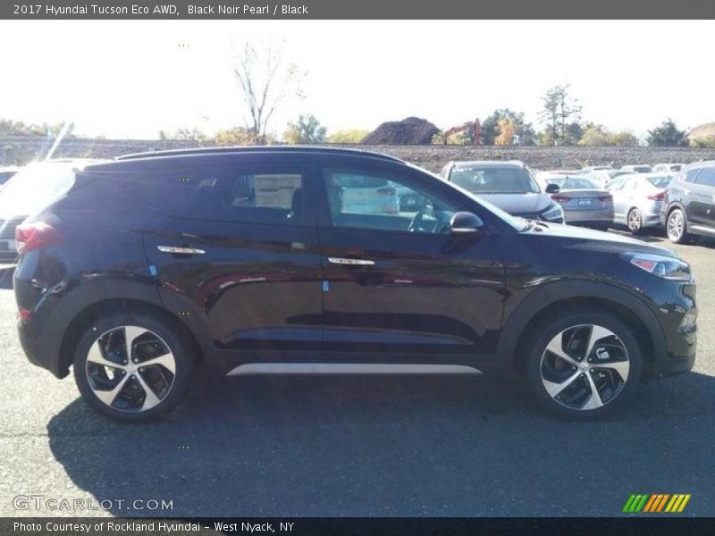 Black Noir Pearl / Black 2017 Hyundai Tucson Eco AWD