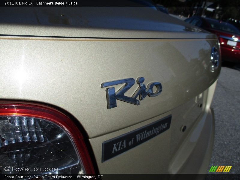 Cashmere Beige / Beige 2011 Kia Rio LX