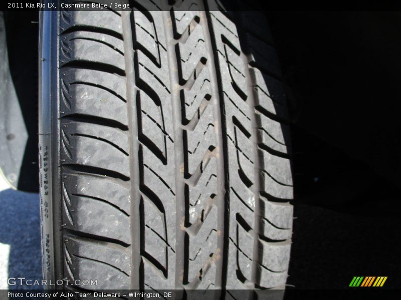 Cashmere Beige / Beige 2011 Kia Rio LX