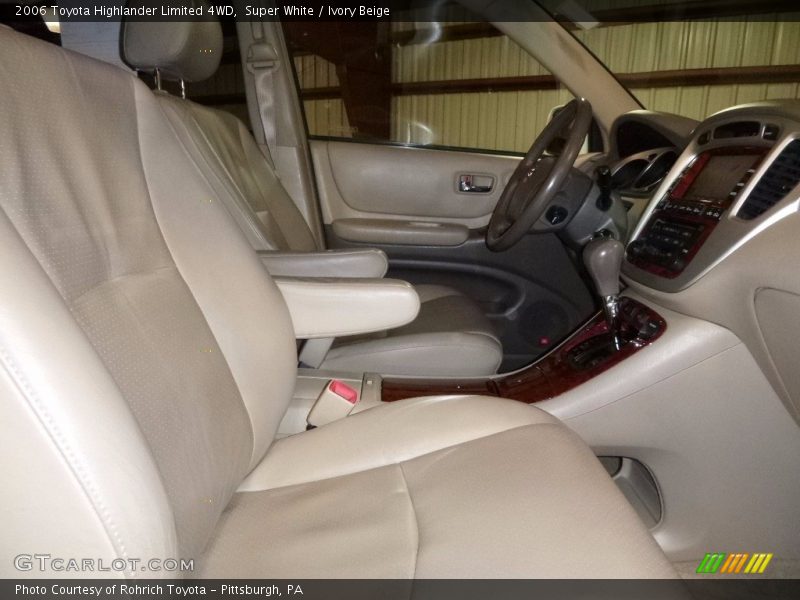 Super White / Ivory Beige 2006 Toyota Highlander Limited 4WD