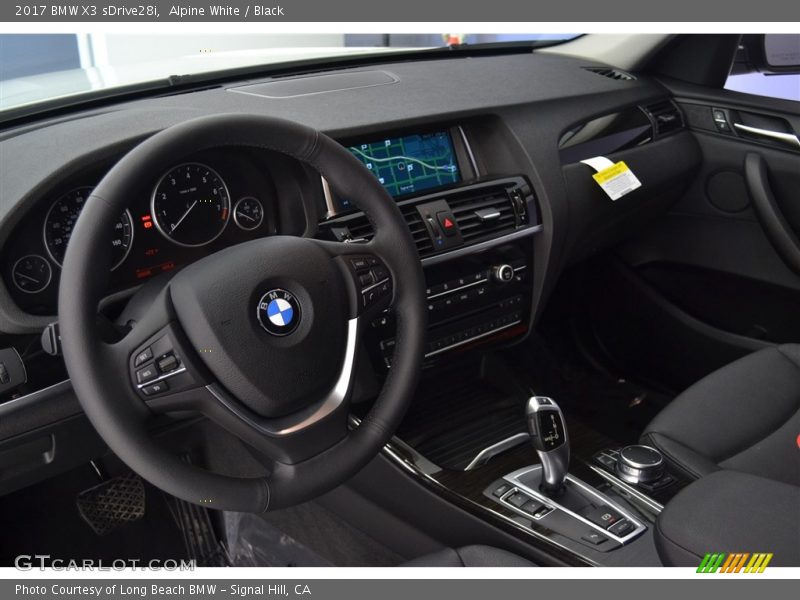 Alpine White / Black 2017 BMW X3 sDrive28i