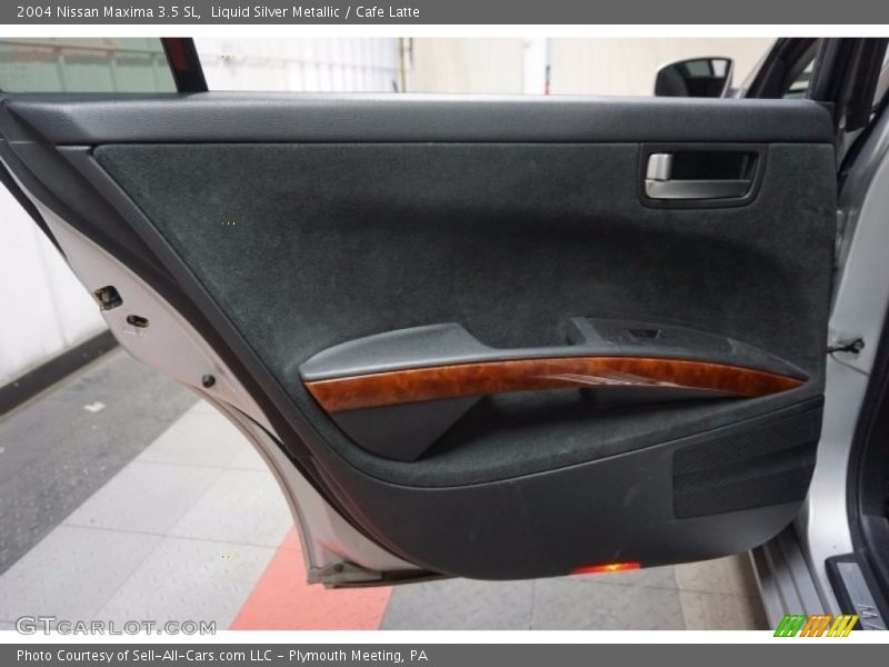 Liquid Silver Metallic / Cafe Latte 2004 Nissan Maxima 3.5 SL