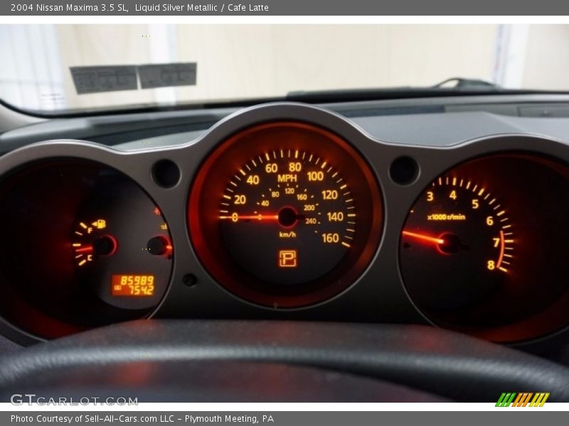Liquid Silver Metallic / Cafe Latte 2004 Nissan Maxima 3.5 SL