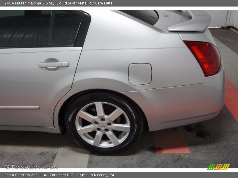 Liquid Silver Metallic / Cafe Latte 2004 Nissan Maxima 3.5 SL