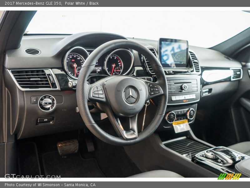 Polar White / Black 2017 Mercedes-Benz GLE 350