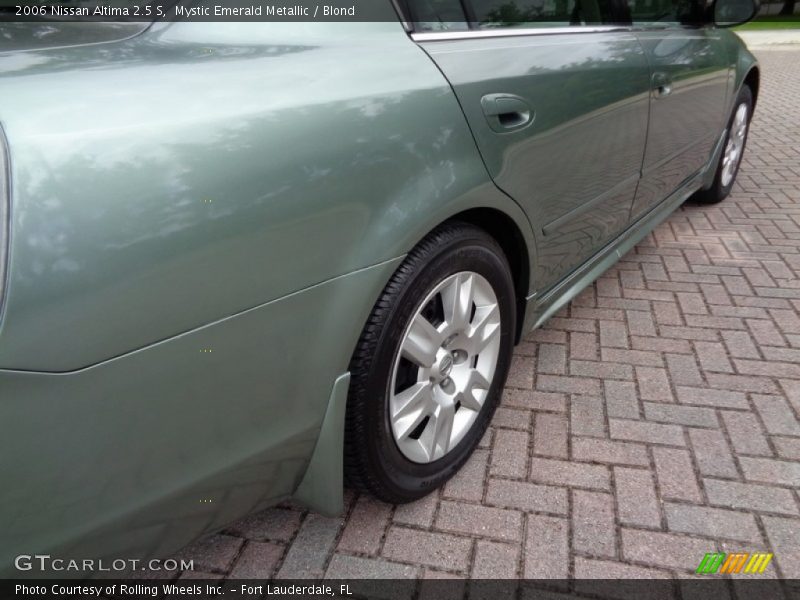 Mystic Emerald Metallic / Blond 2006 Nissan Altima 2.5 S