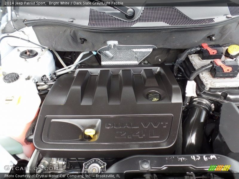 Bright White / Dark Slate Gray/Light Pebble 2014 Jeep Patriot Sport