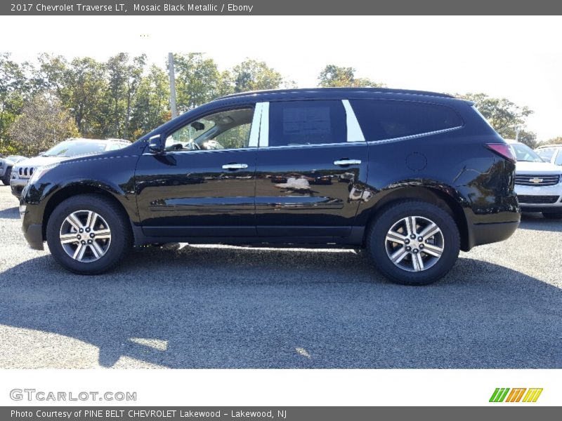 Mosaic Black Metallic / Ebony 2017 Chevrolet Traverse LT