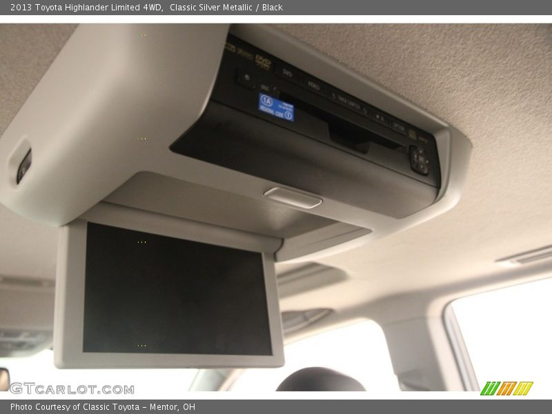 Classic Silver Metallic / Black 2013 Toyota Highlander Limited 4WD