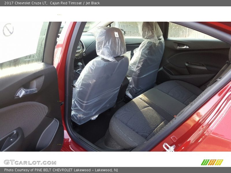 Cajun Red Tintcoat / Jet Black 2017 Chevrolet Cruze LT