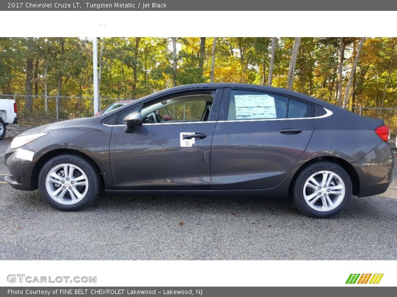 Tungsten Metallic / Jet Black 2017 Chevrolet Cruze LT