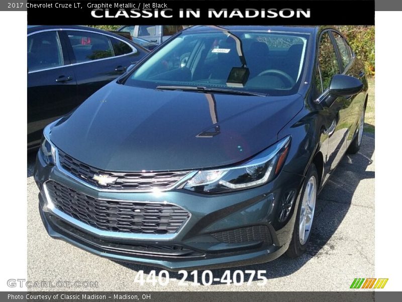Graphite Metallic / Jet Black 2017 Chevrolet Cruze LT