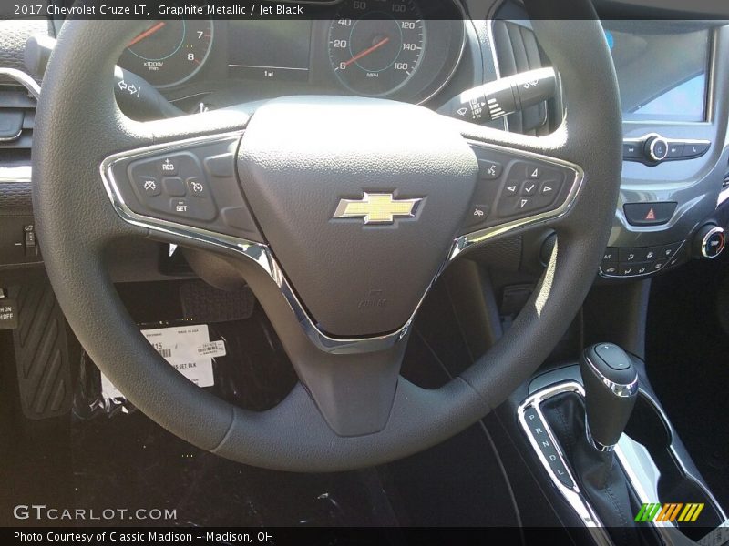 Graphite Metallic / Jet Black 2017 Chevrolet Cruze LT