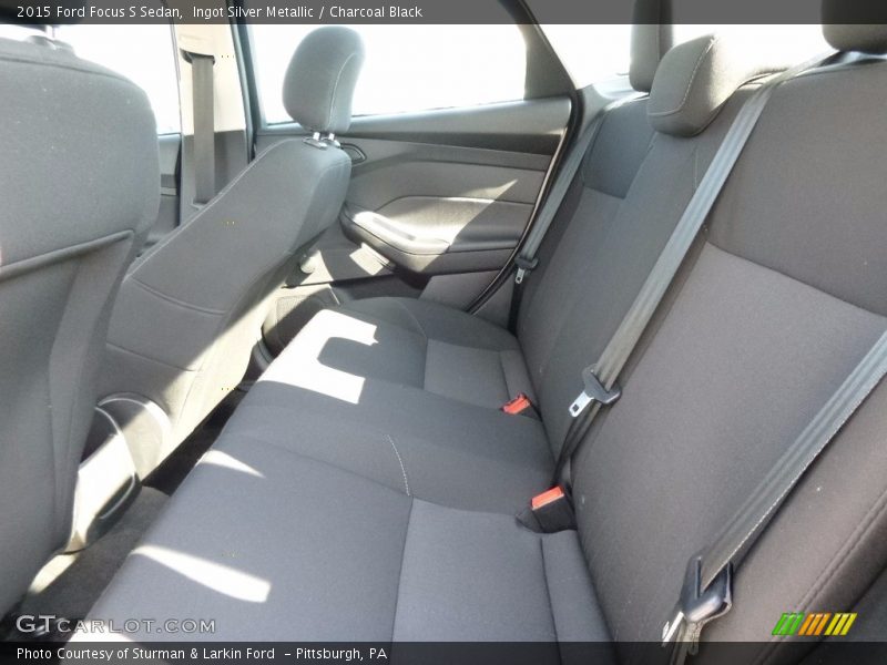 Ingot Silver Metallic / Charcoal Black 2015 Ford Focus S Sedan