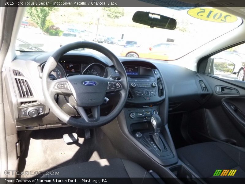 Ingot Silver Metallic / Charcoal Black 2015 Ford Focus S Sedan