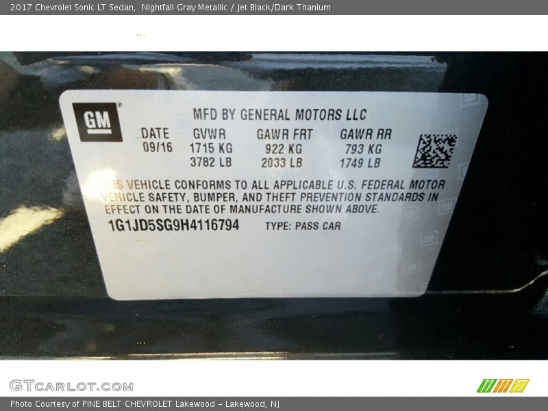 Nightfall Gray Metallic / Jet Black/Dark Titanium 2017 Chevrolet Sonic LT Sedan