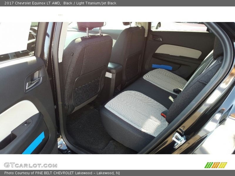 Black / Light Titanium/Jet Black 2017 Chevrolet Equinox LT AWD