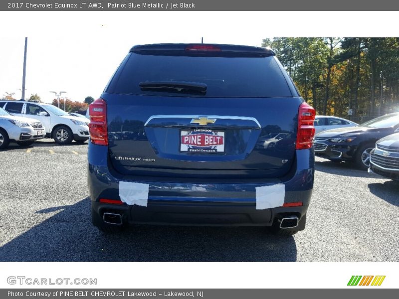 Patriot Blue Metallic / Jet Black 2017 Chevrolet Equinox LT AWD