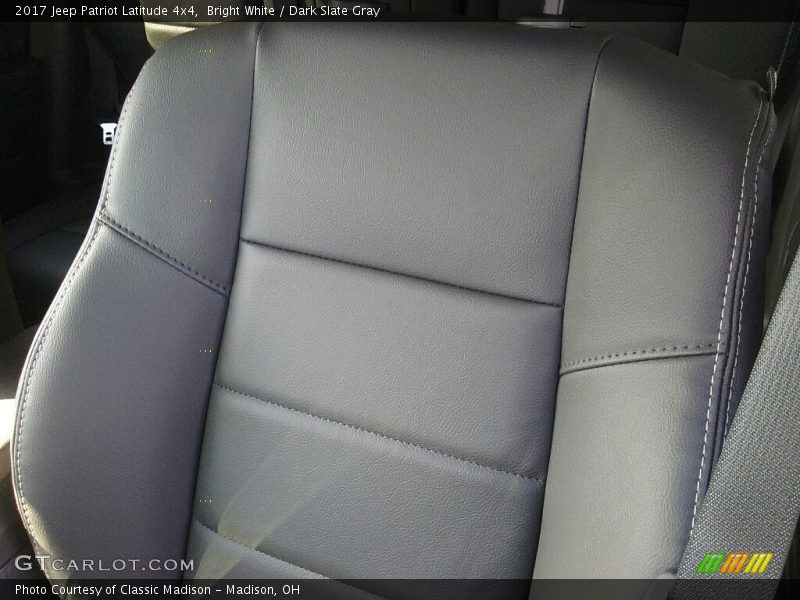 Bright White / Dark Slate Gray 2017 Jeep Patriot Latitude 4x4