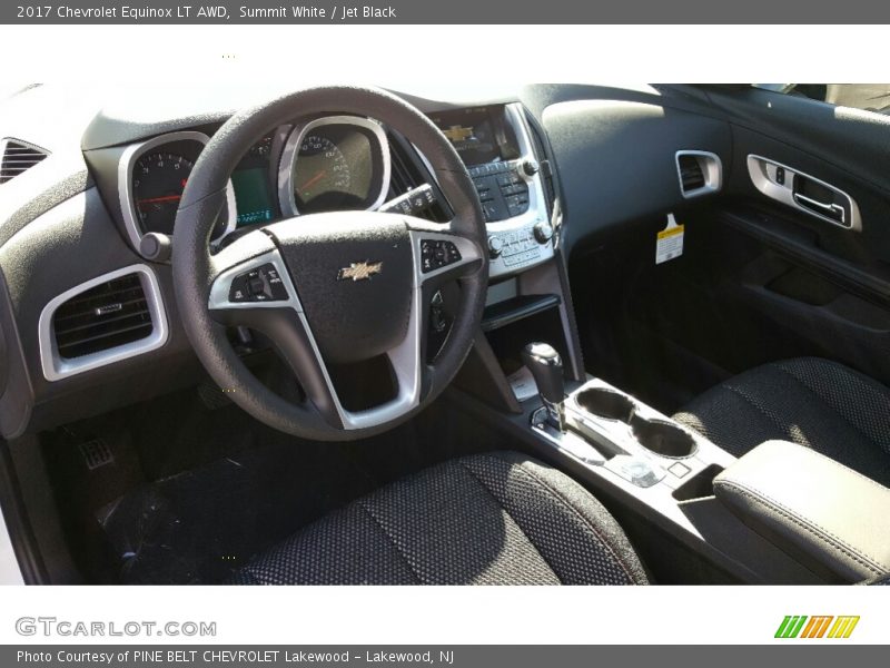 Summit White / Jet Black 2017 Chevrolet Equinox LT AWD