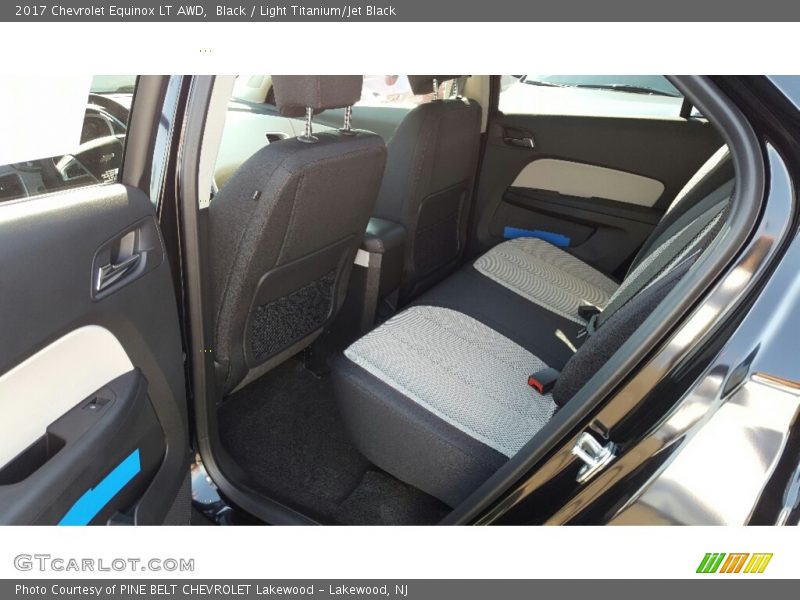 Black / Light Titanium/Jet Black 2017 Chevrolet Equinox LT AWD