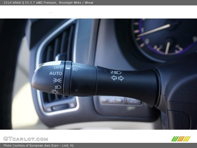 Moonlight White / Wheat 2014 Infiniti Q 50 3.7 AWD Premium