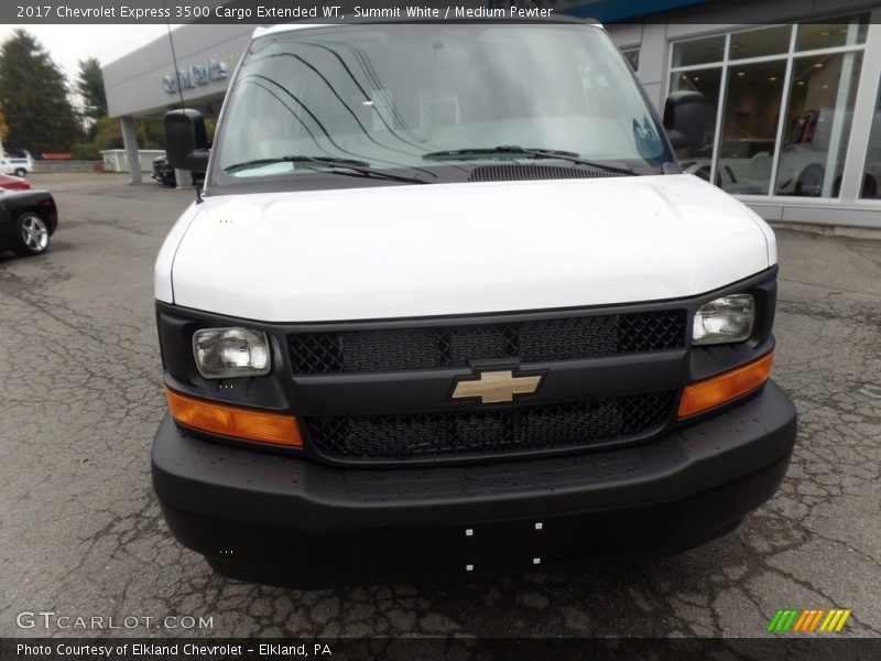 Summit White / Medium Pewter 2017 Chevrolet Express 3500 Cargo Extended WT