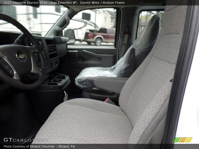 Summit White / Medium Pewter 2017 Chevrolet Express 3500 Cargo Extended WT