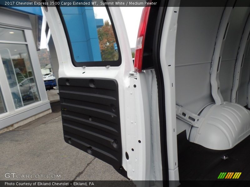 Summit White / Medium Pewter 2017 Chevrolet Express 3500 Cargo Extended WT