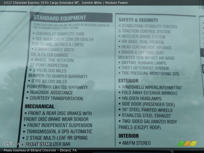 Summit White / Medium Pewter 2017 Chevrolet Express 3500 Cargo Extended WT