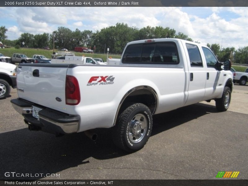 Oxford White / Dark Flint 2006 Ford F250 Super Duty XLT Crew Cab 4x4