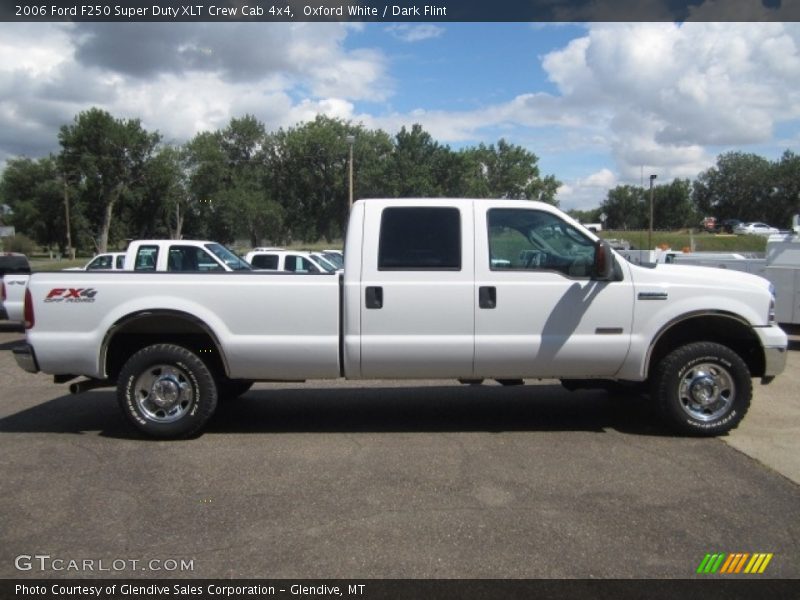 Oxford White / Dark Flint 2006 Ford F250 Super Duty XLT Crew Cab 4x4