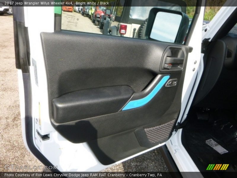 Bright White / Black 2017 Jeep Wrangler Willys Wheeler 4x4