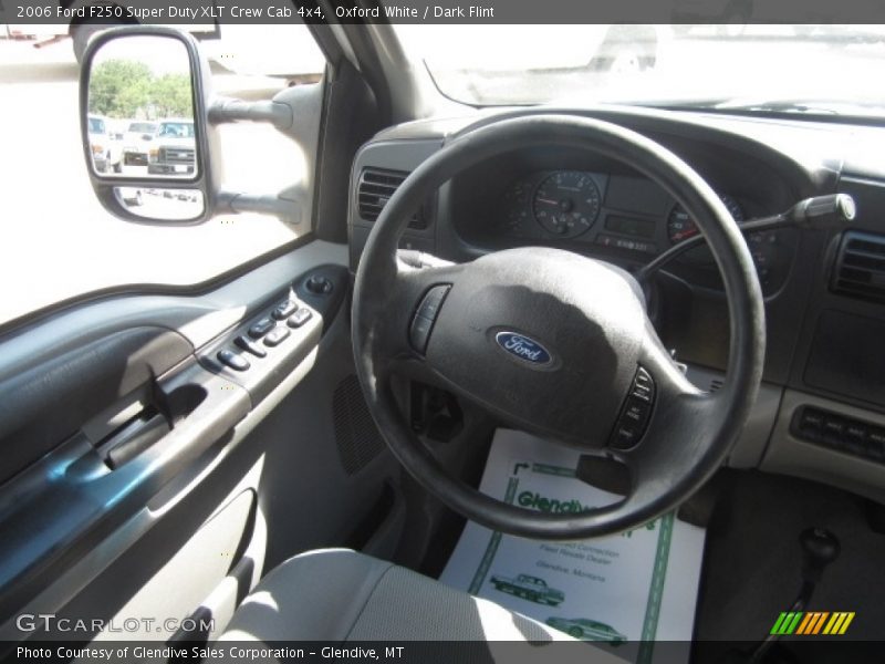 Oxford White / Dark Flint 2006 Ford F250 Super Duty XLT Crew Cab 4x4