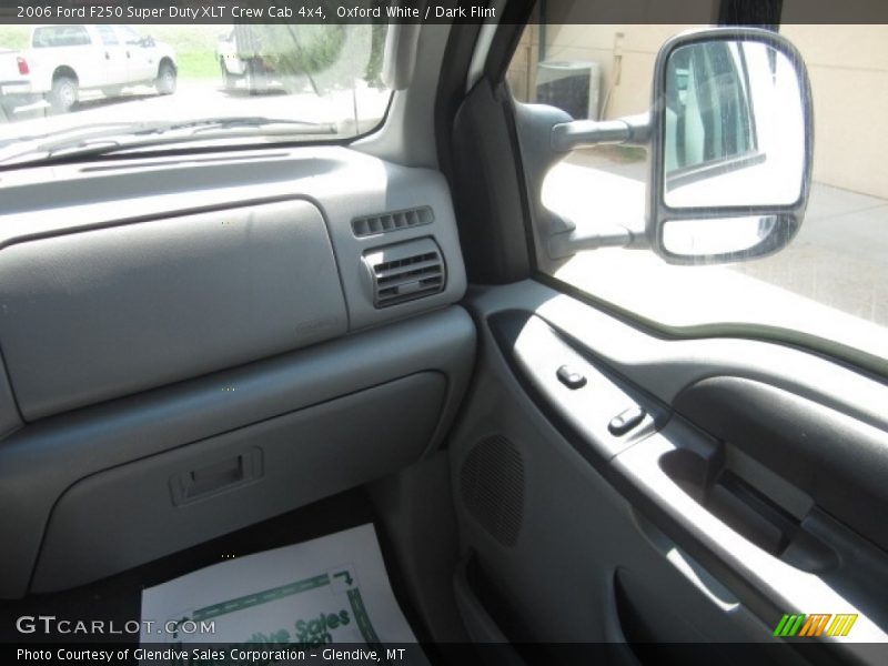 Oxford White / Dark Flint 2006 Ford F250 Super Duty XLT Crew Cab 4x4