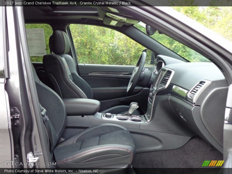 Front Seat of 2017 Grand Cherokee Trailhawk 4x4