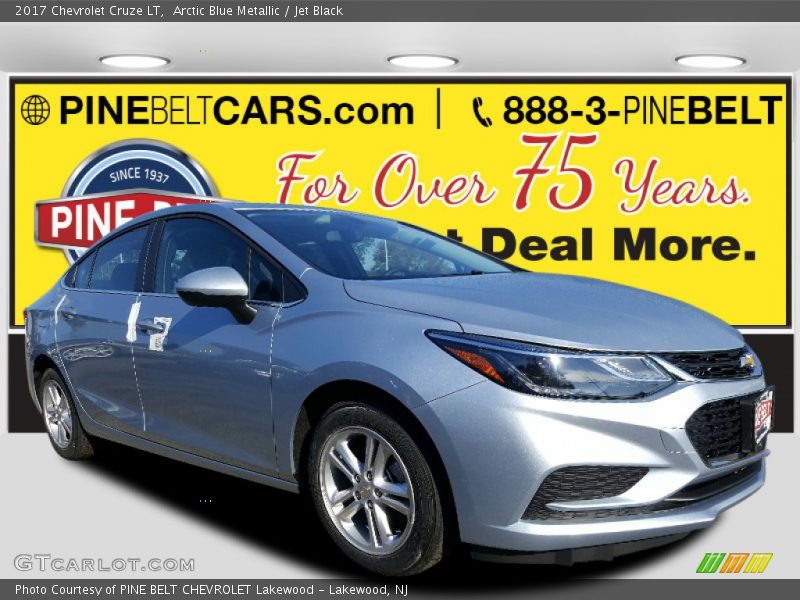 Arctic Blue Metallic / Jet Black 2017 Chevrolet Cruze LT
