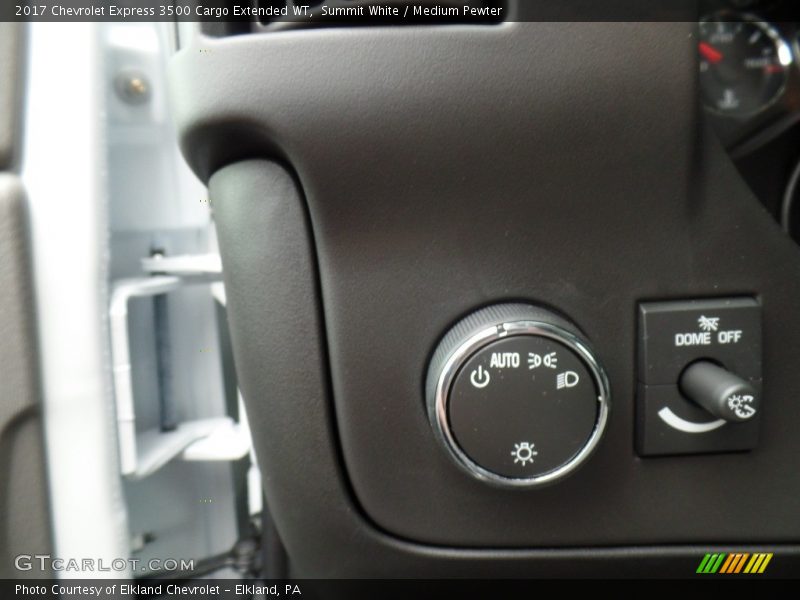 Summit White / Medium Pewter 2017 Chevrolet Express 3500 Cargo Extended WT