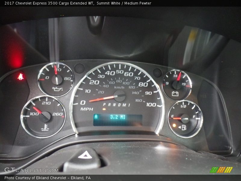 Summit White / Medium Pewter 2017 Chevrolet Express 3500 Cargo Extended WT