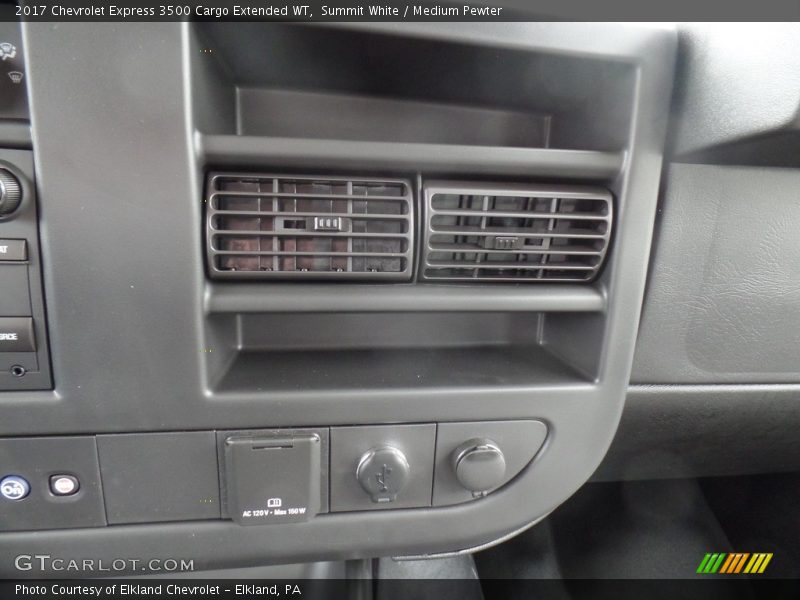 Summit White / Medium Pewter 2017 Chevrolet Express 3500 Cargo Extended WT