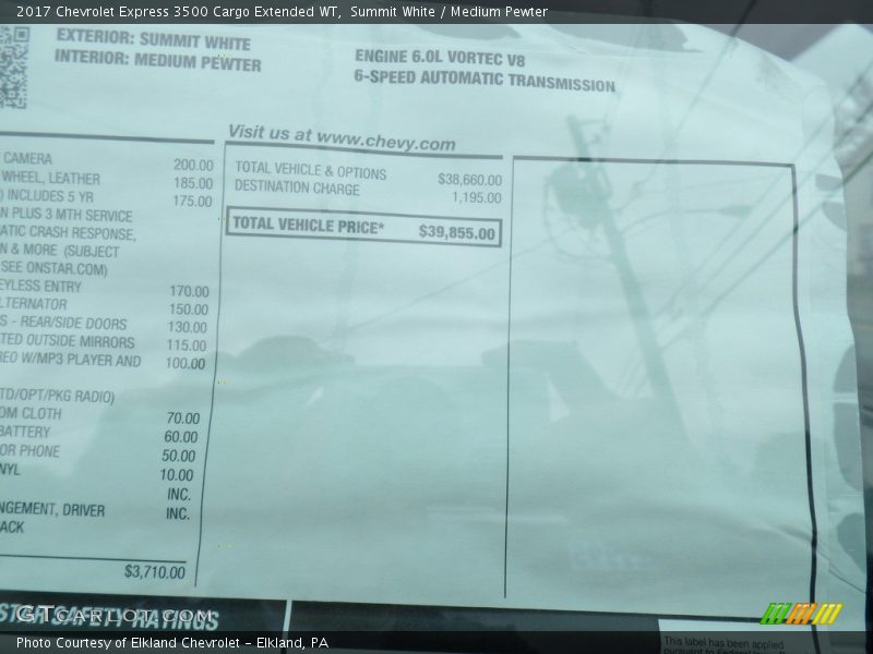 Summit White / Medium Pewter 2017 Chevrolet Express 3500 Cargo Extended WT