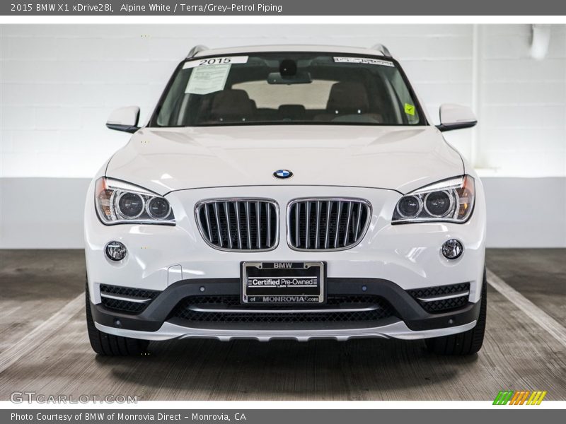 Alpine White / Terra/Grey-Petrol Piping 2015 BMW X1 xDrive28i