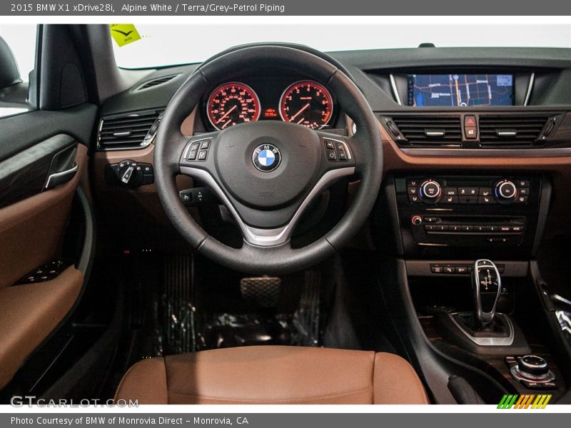 Alpine White / Terra/Grey-Petrol Piping 2015 BMW X1 xDrive28i