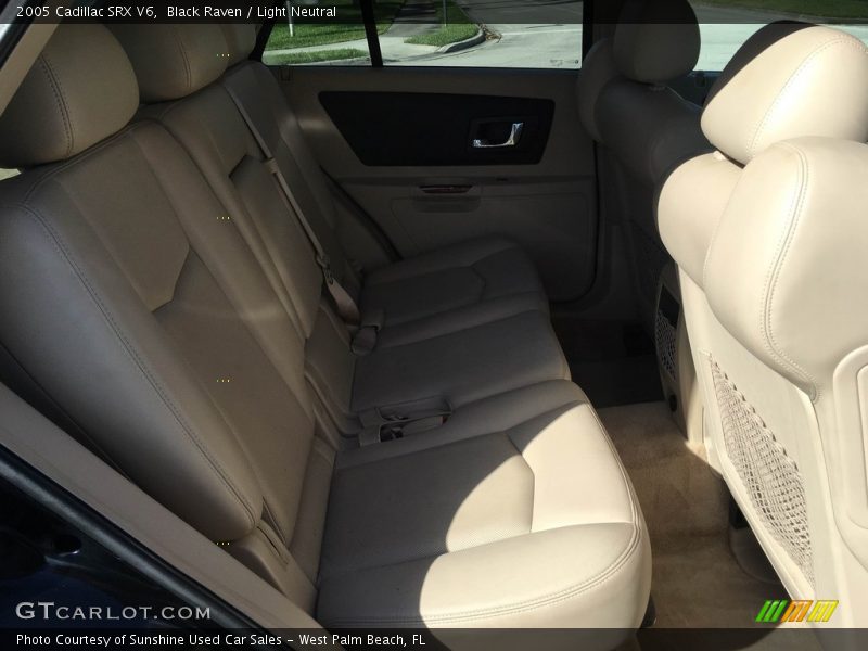 Black Raven / Light Neutral 2005 Cadillac SRX V6