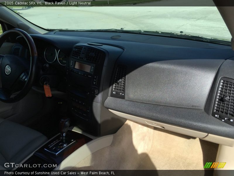 Black Raven / Light Neutral 2005 Cadillac SRX V6