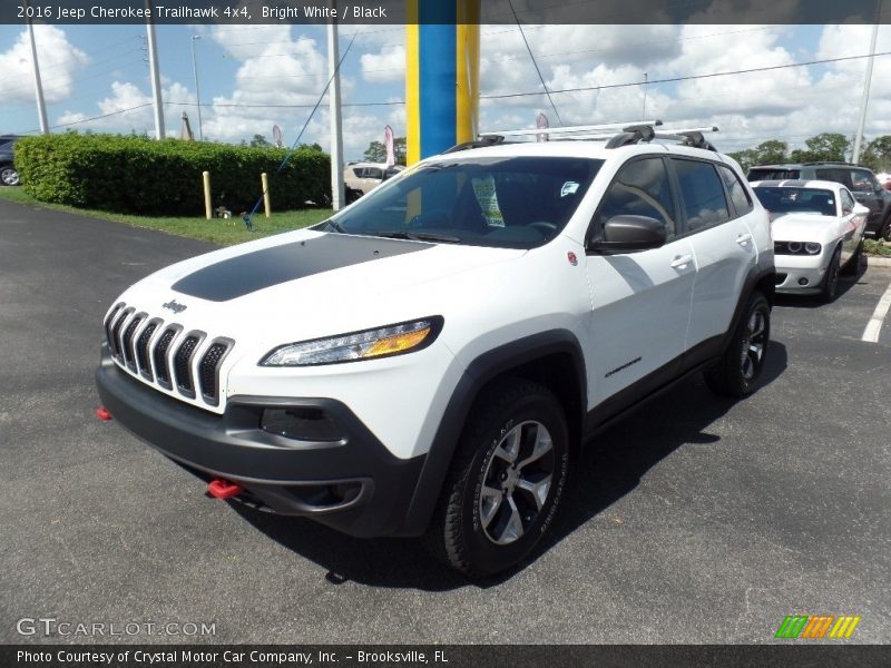 Bright White / Black 2016 Jeep Cherokee Trailhawk 4x4