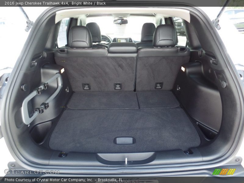 Bright White / Black 2016 Jeep Cherokee Trailhawk 4x4