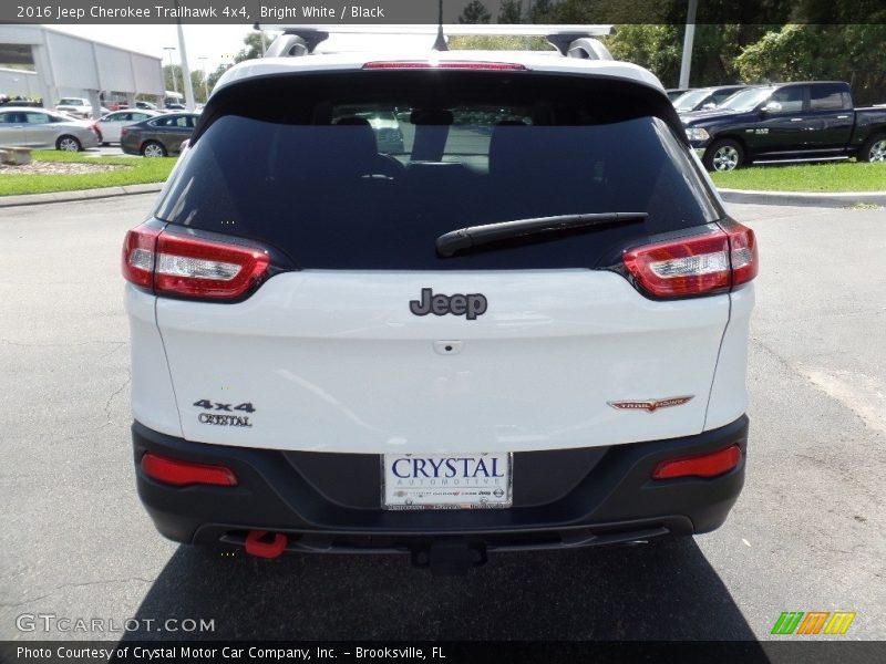 Bright White / Black 2016 Jeep Cherokee Trailhawk 4x4